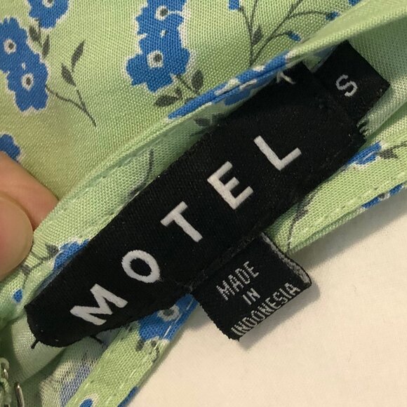 Motel Rocks Lisheva Midi Dress in Lime Floral Small - Picture 7 of 9
